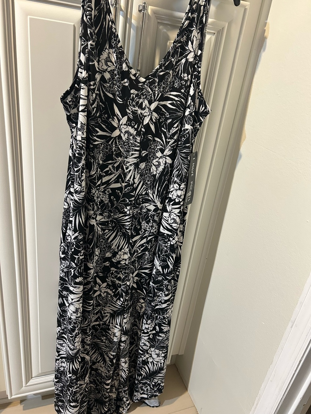 Sami & Jo Black and White Floral Maxi Jumpsuit